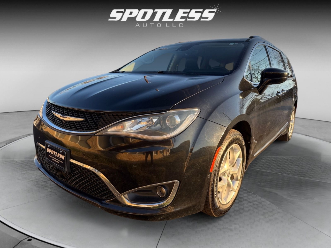 Chrysler Pacifica Touring-L Plus 2017