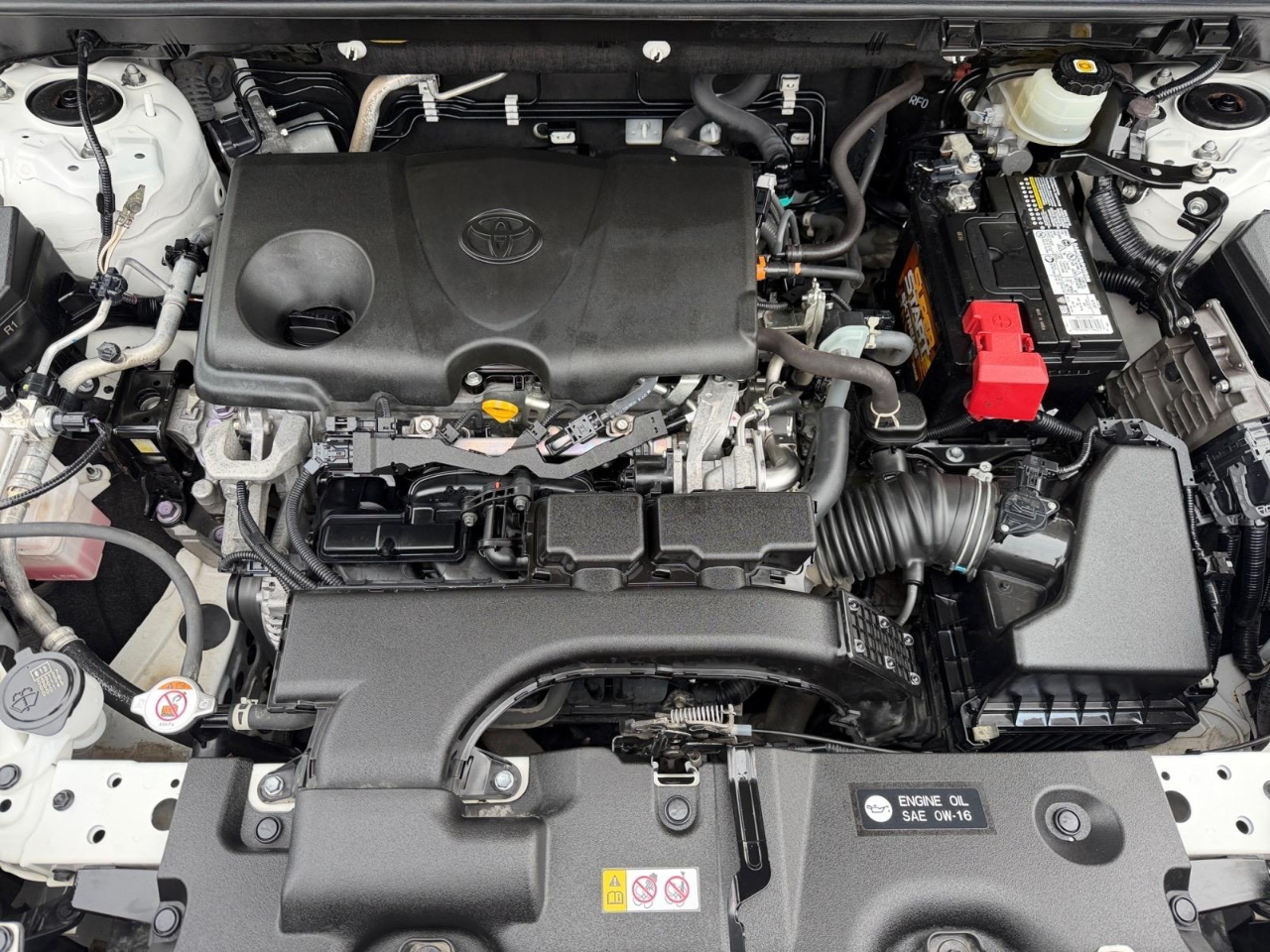 Toyota RAV4 LE AWD 2021