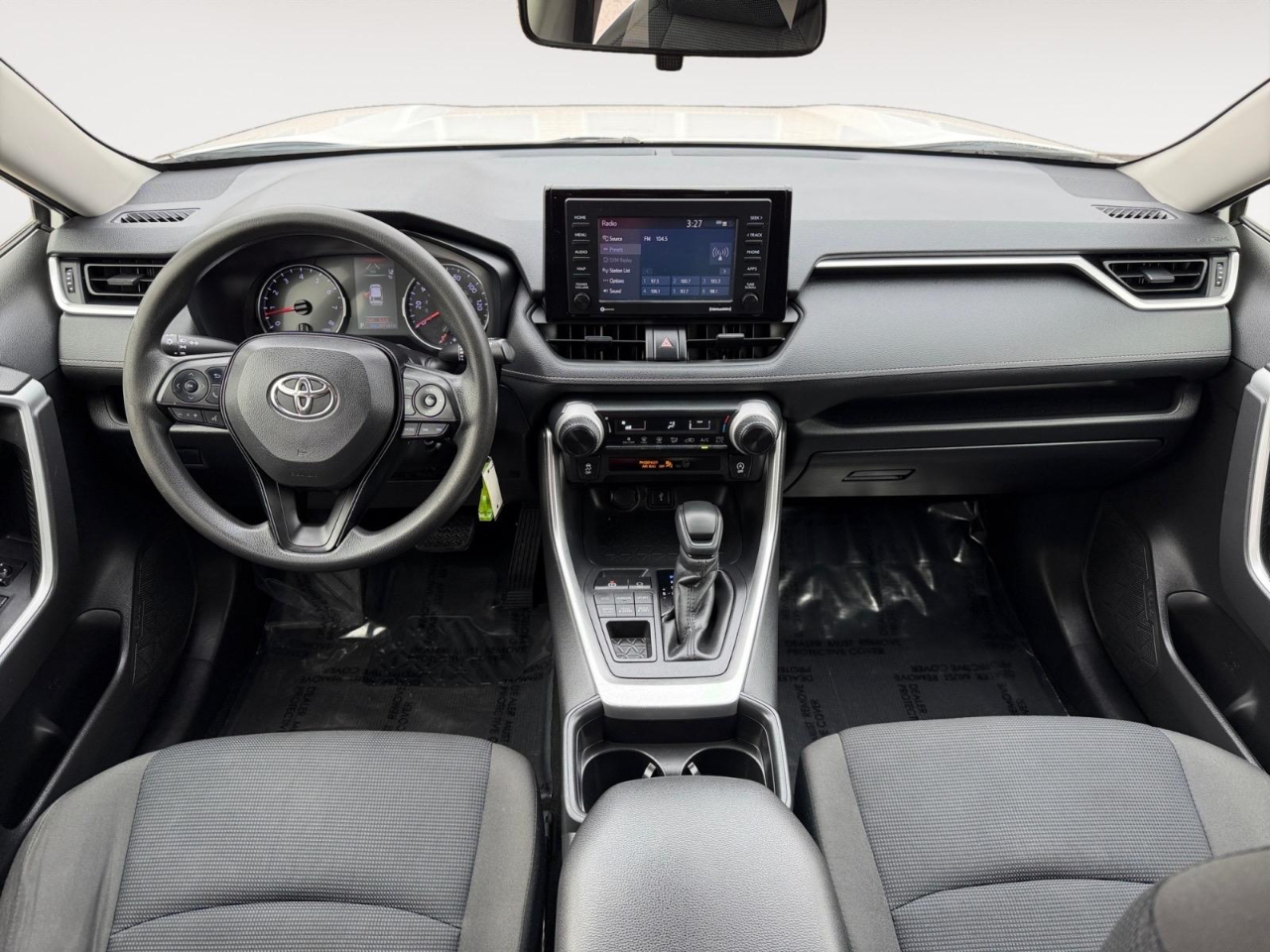 Toyota RAV4 LE AWD 2021