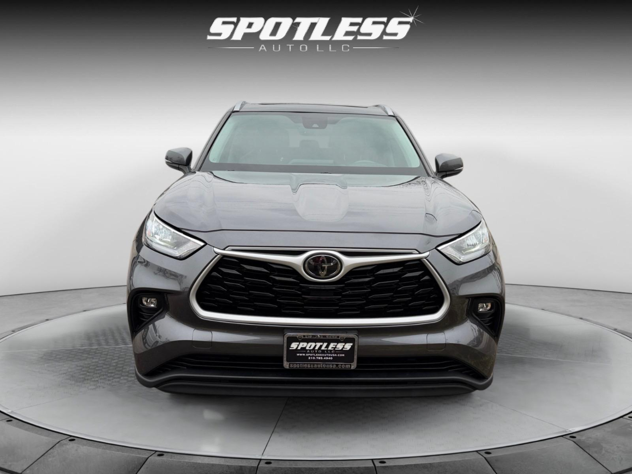 Toyota Highlander XLE FWD V6 2020