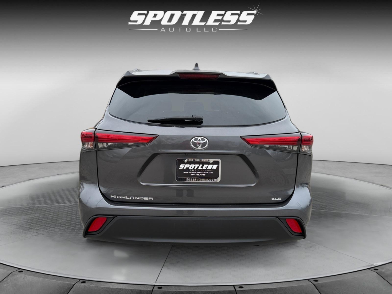 Toyota Highlander XLE FWD V6 2020