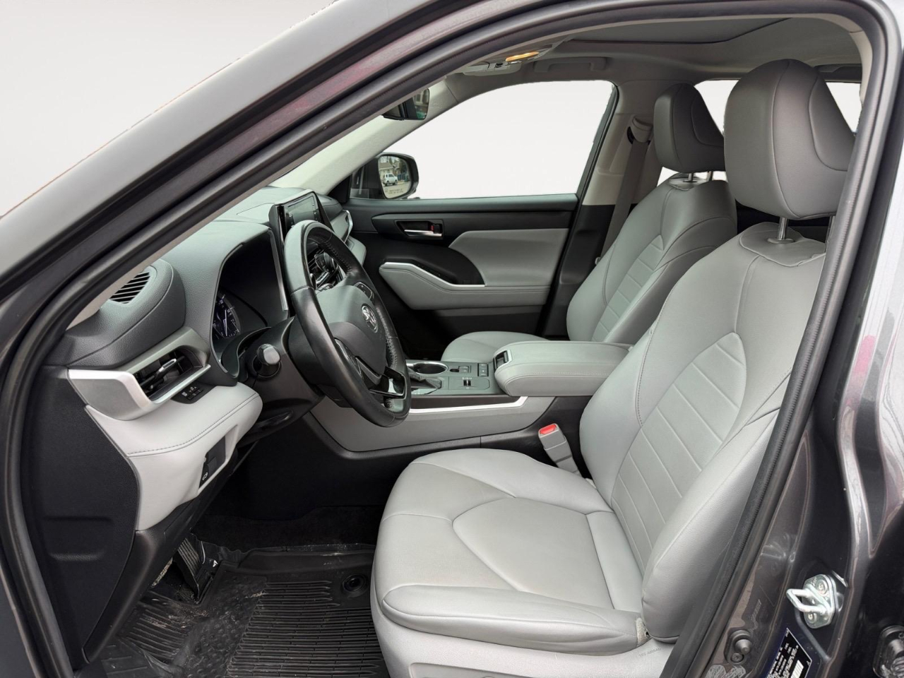 Toyota Highlander XLE FWD V6 2020