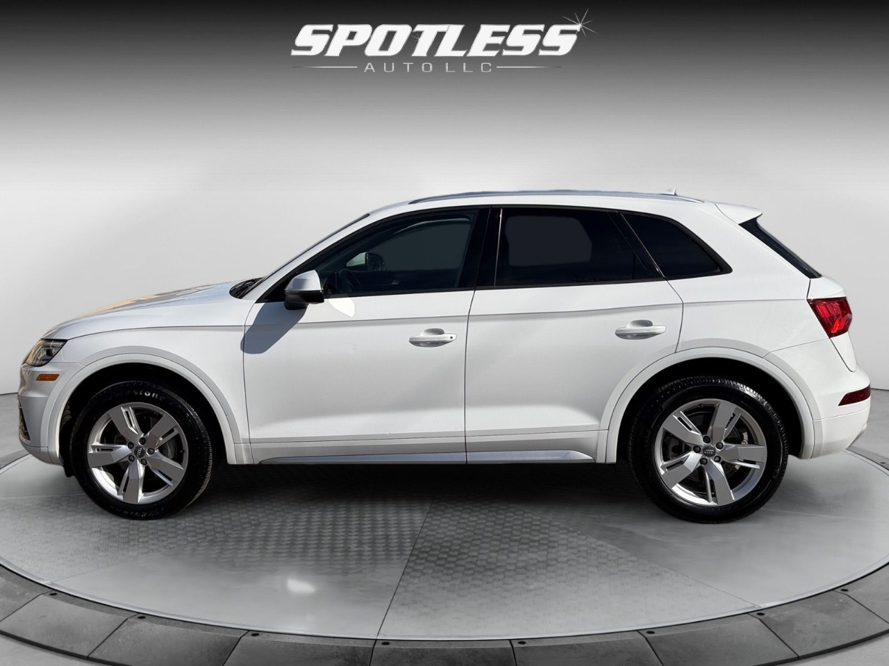 Audi Q5 2.0T Premium quattro 2018