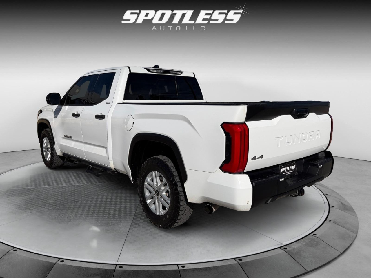 Toyota Tundra SR5 Double Cab 4WD 2022