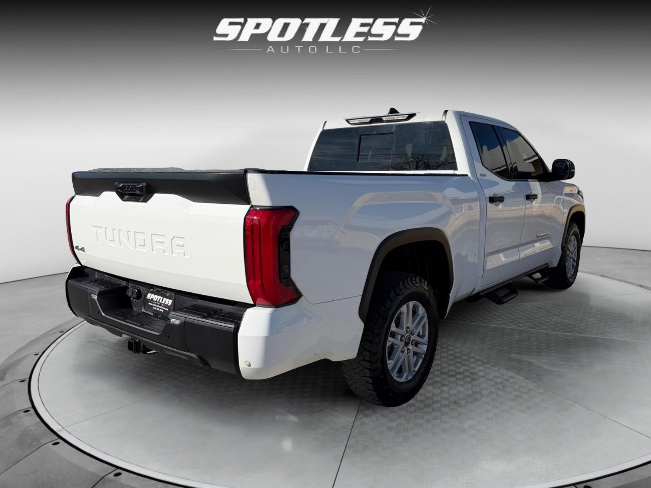 Toyota Tundra SR5 Double Cab 4WD 2022