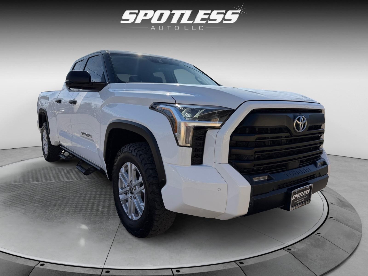 Toyota Tundra SR5 Double Cab 4WD 2022
