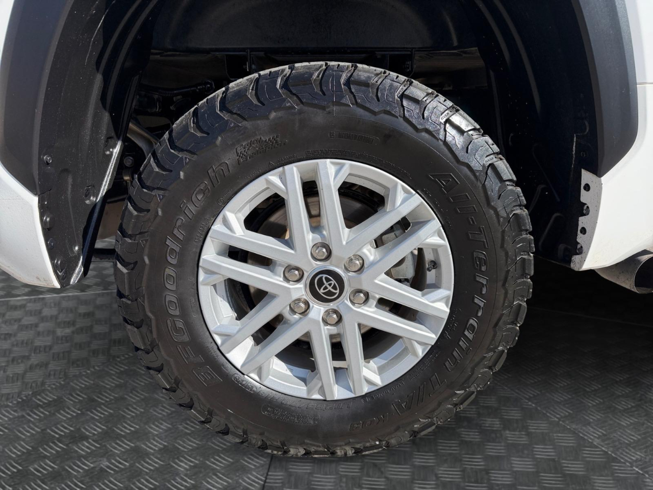 Toyota Tundra SR5 Double Cab 4WD 2022