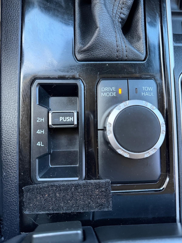 Toyota Tundra SR5 Double Cab 4WD 2022