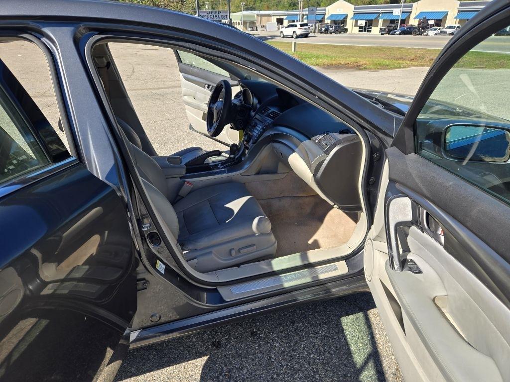 Acura TL 5-Speed AT 2011