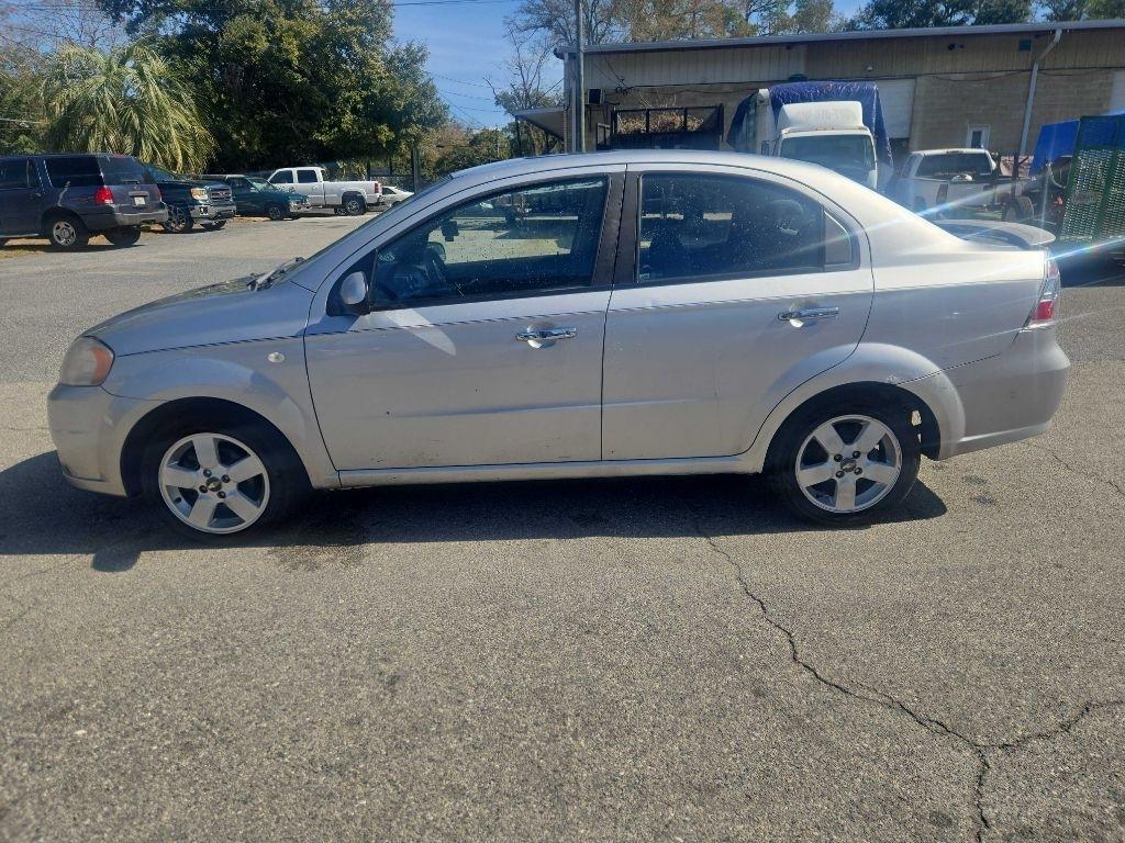 Chevrolet Aveo LT 4-Door 2008