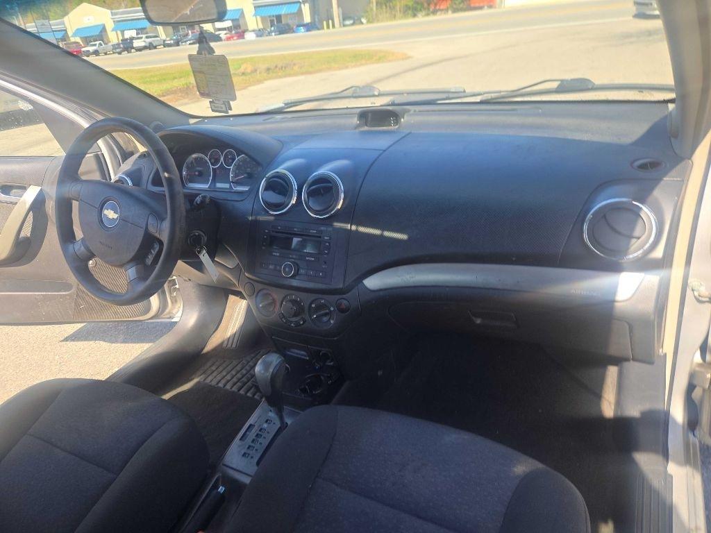 Chevrolet Aveo LT 4-Door 2008