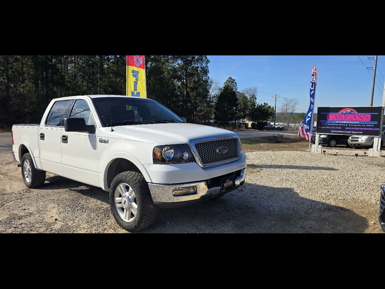 2004 Ford F-150 2WD SuperCrew 145" Lariat