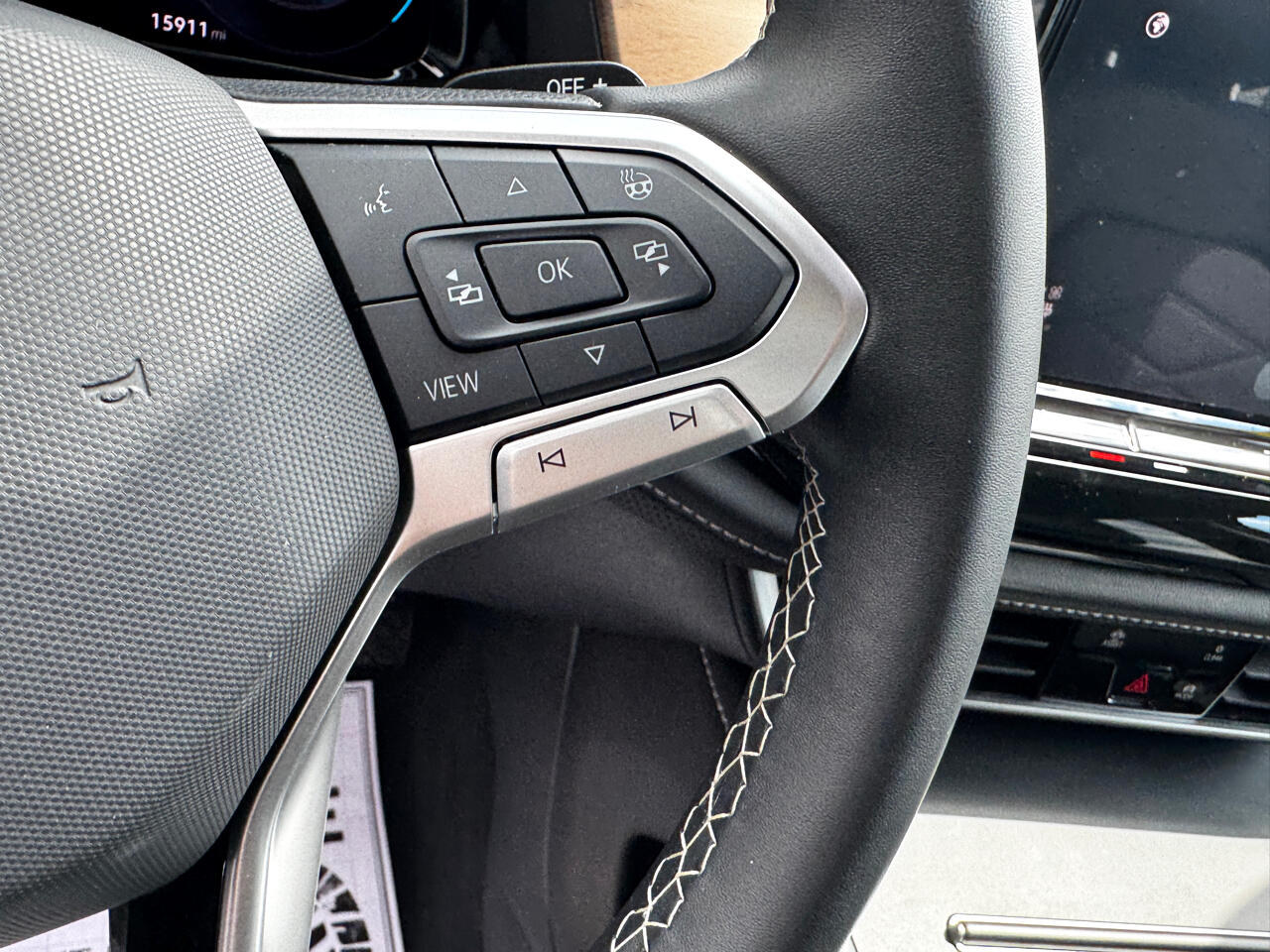 2024 Volkswagen Atlas SE photo 23