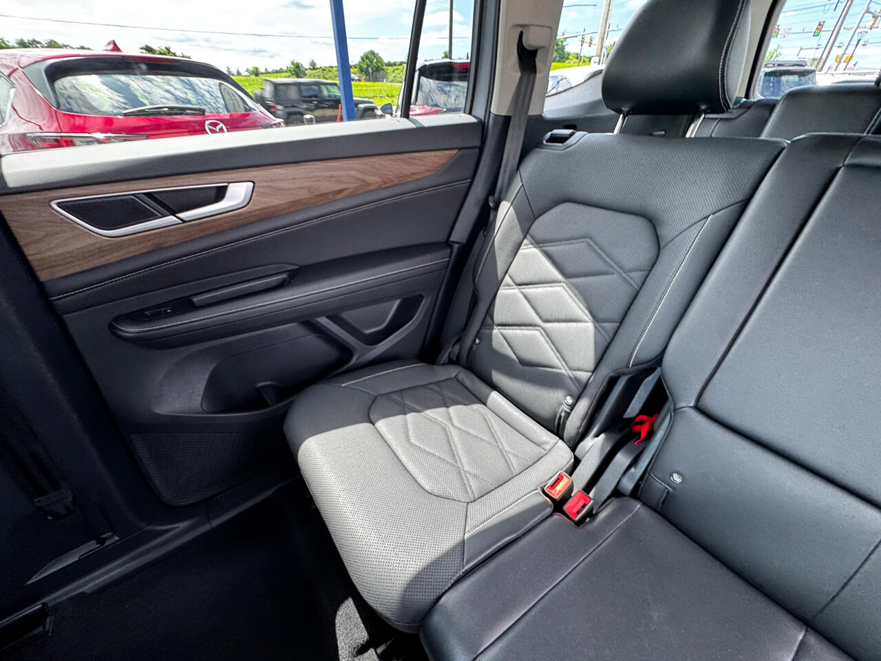 2024 Volkswagen Atlas SE photo 56