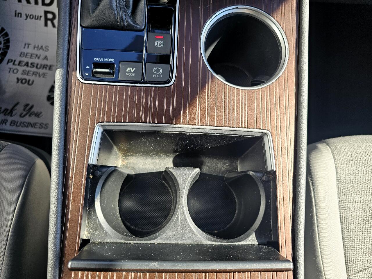 2021 Toyota Sienna LE photo 57