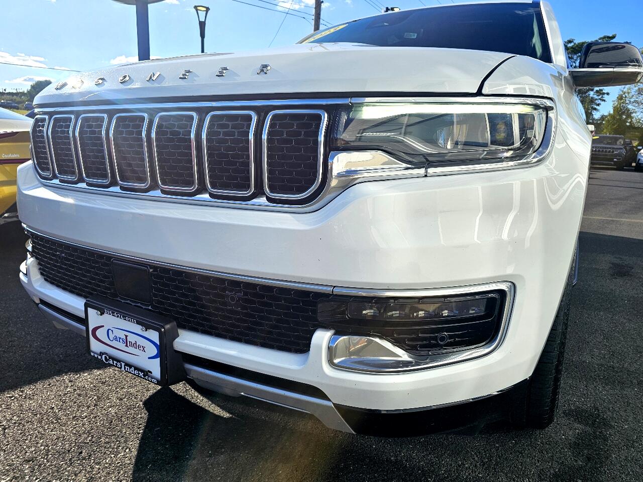 2023 Jeep Wagoneer L Series II photo 9