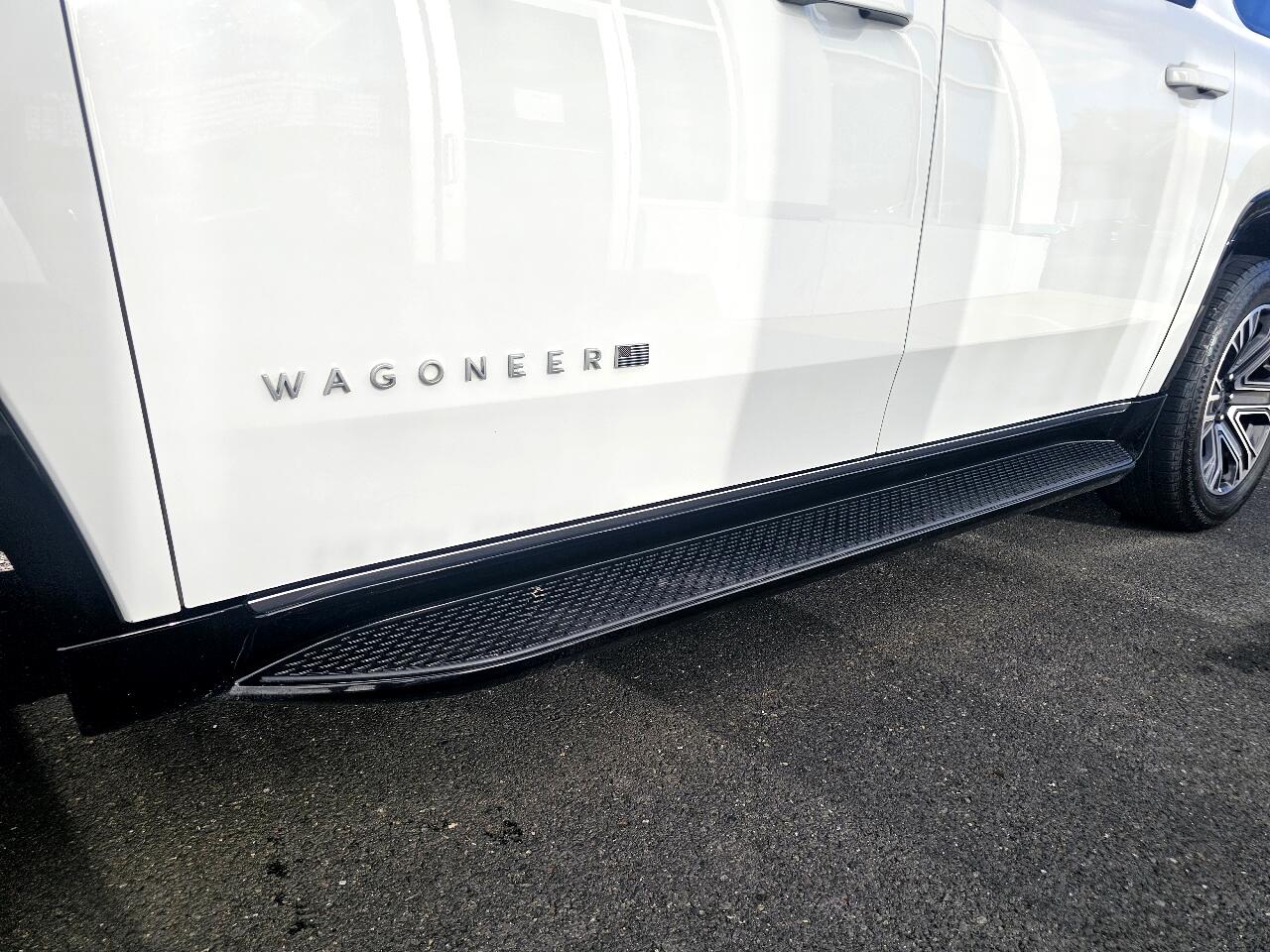 2023 Jeep Wagoneer L Series II photo 11