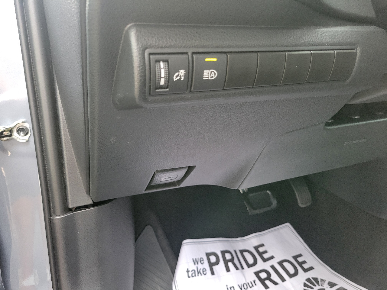 Toyota Corolla LE CVT (Natl) 2024 Toyota Corolla LE CVT (Natl) 2024