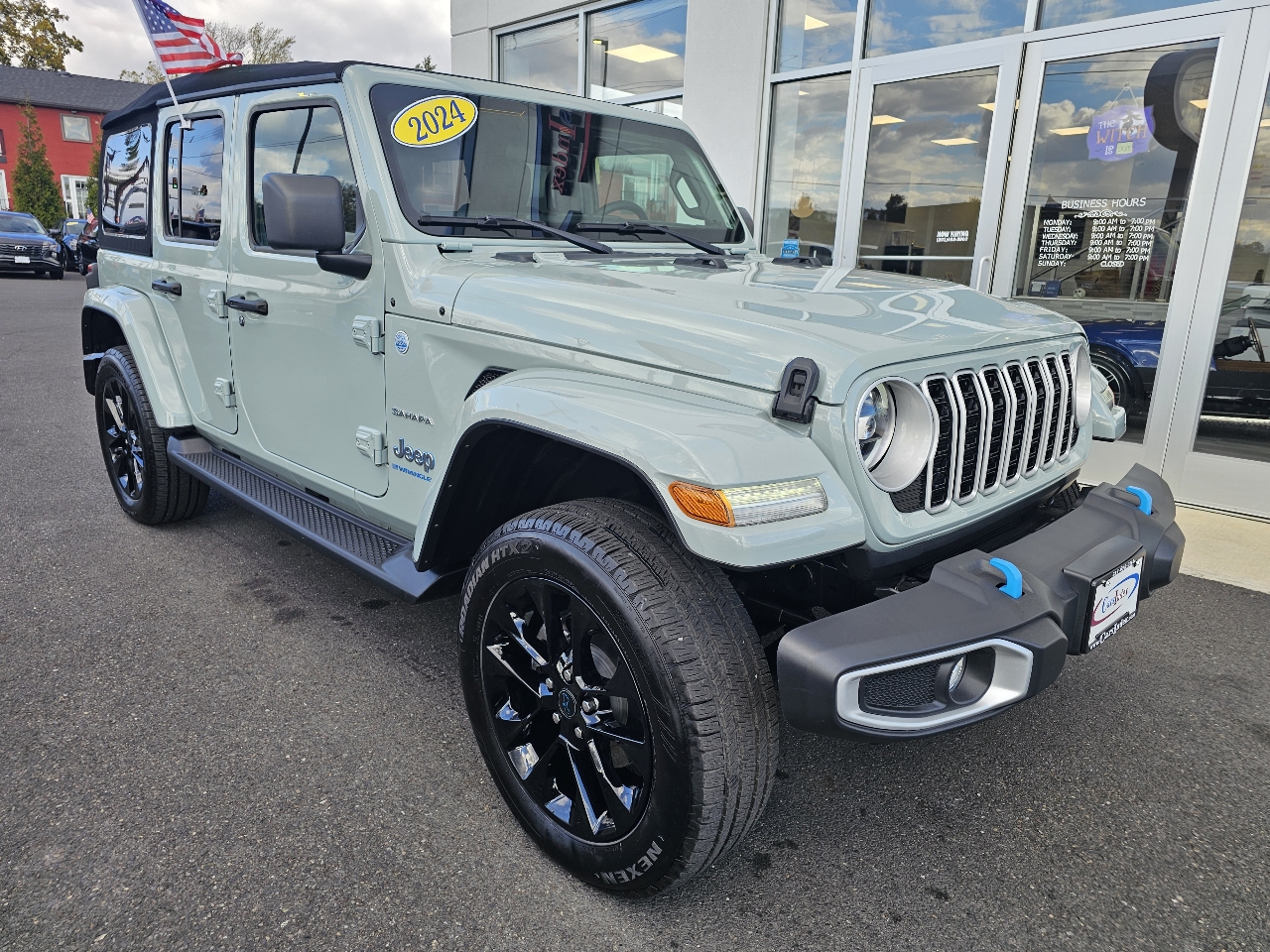 Jeep Wrangler 4xe Sahara 4x4 2024 Jeep Wrangler 4xe Sahara 4x4 2024