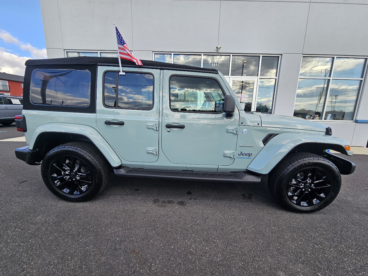 Jeep Wrangler 4xe Sahara 4x4 2024 Jeep Wrangler 4xe Sahara 4x4 2024