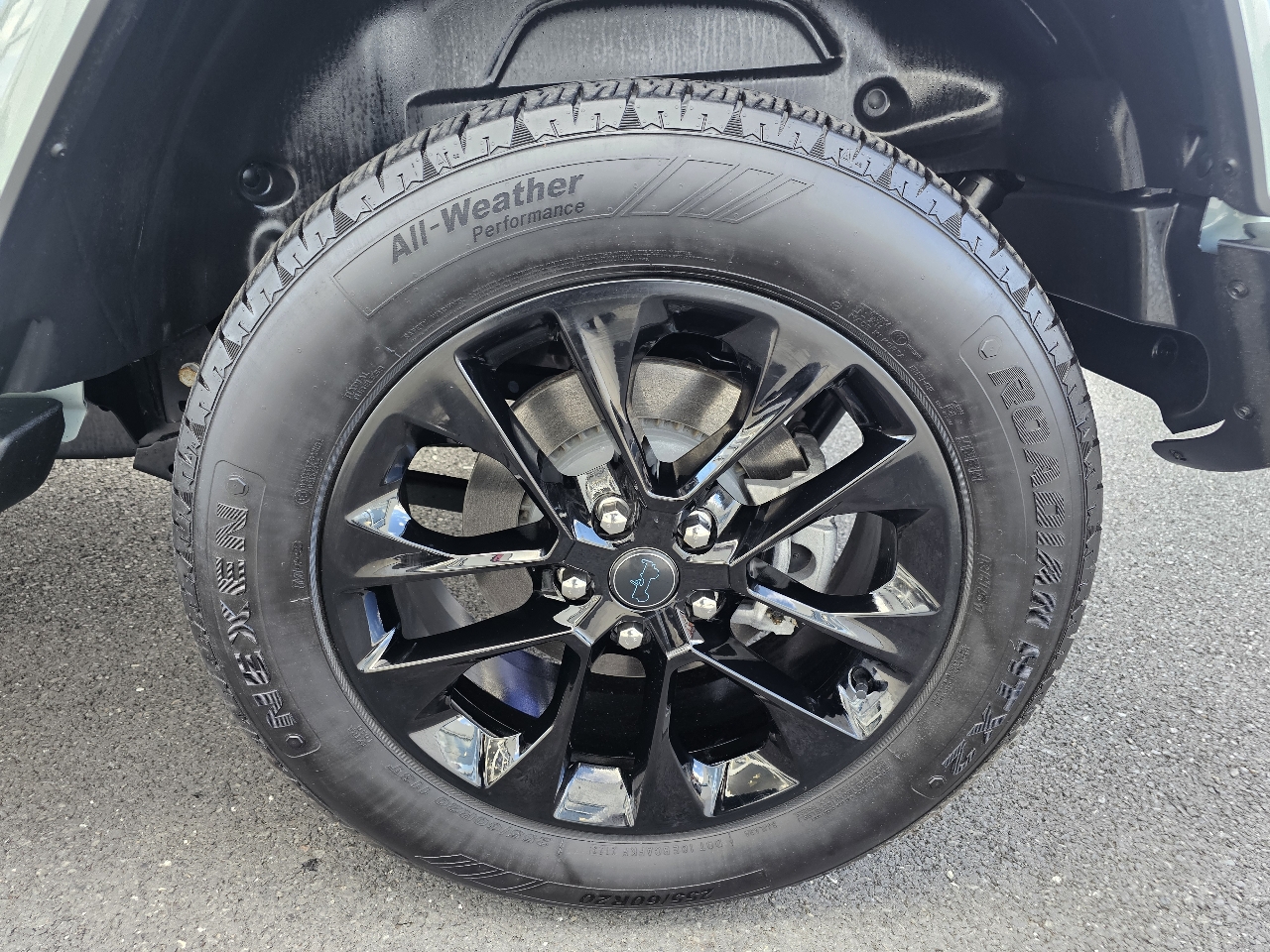Jeep Wrangler 4xe Sahara 4x4 2024 Jeep Wrangler 4xe Sahara 4x4 2024