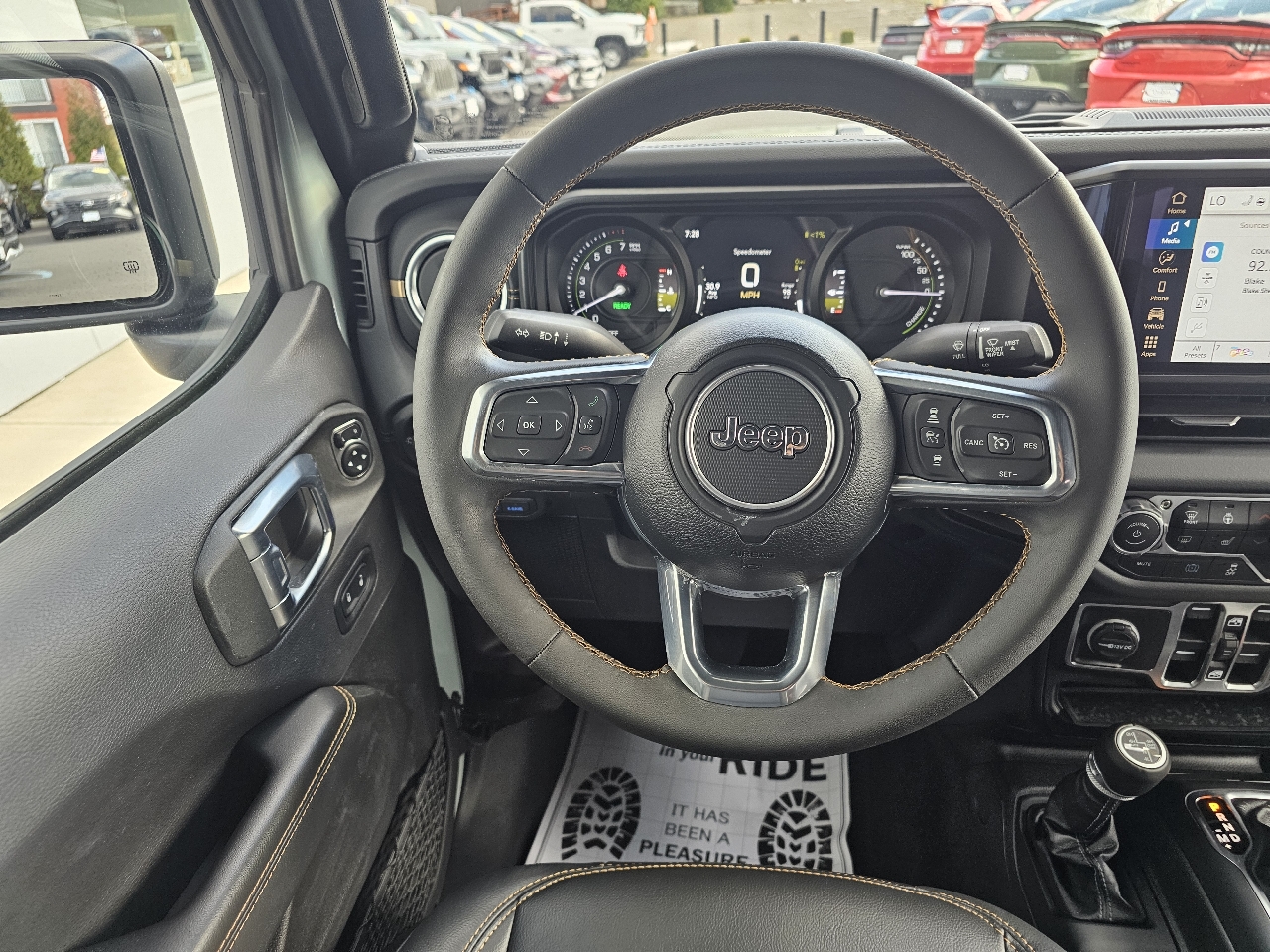 Jeep Wrangler 4xe Sahara 4x4 2024 Jeep Wrangler 4xe Sahara 4x4 2024