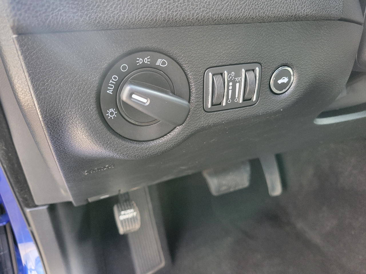 Dodge Charger SXT RWD 2022