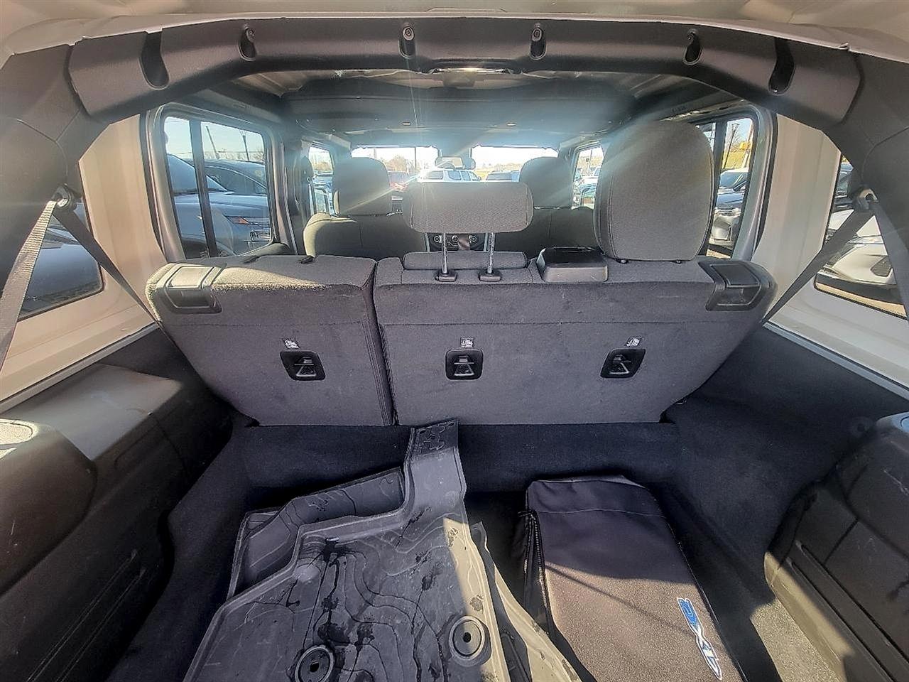Jeep Wrangler 4xe Sahara 4x4 2024