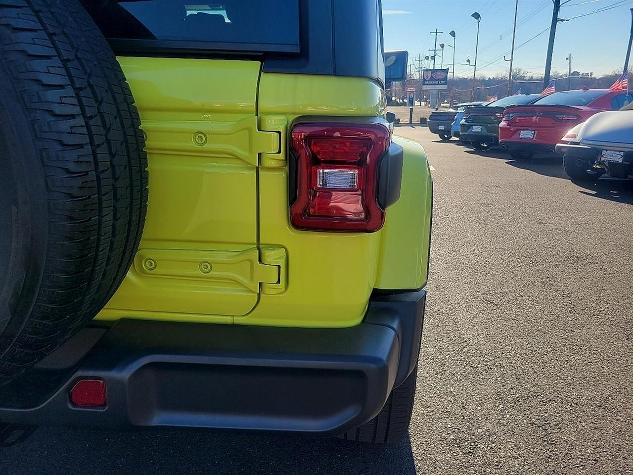 Jeep Wrangler 4xe Unlimited Sahara 4x4 2022