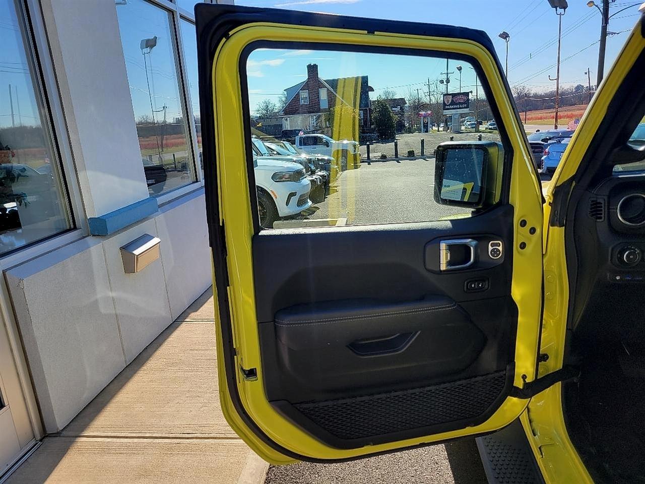 Jeep Wrangler 4xe Unlimited Sahara 4x4 2022