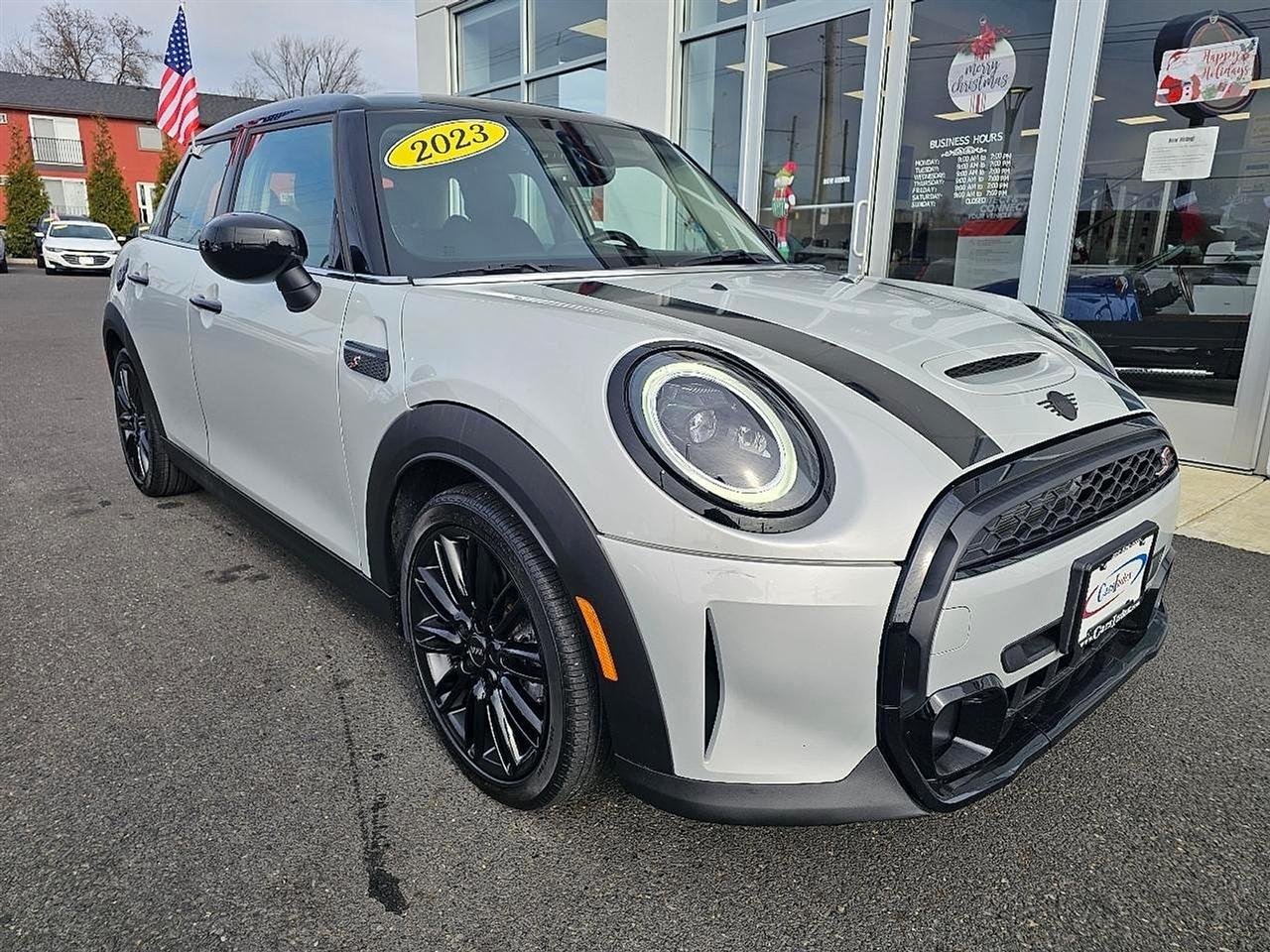MINI Hardtop 4 Door Cooper S FWD 2023