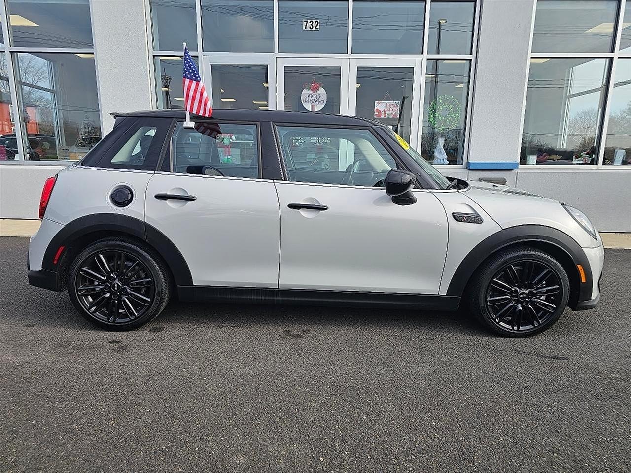 MINI Hardtop 4 Door Cooper S FWD 2023