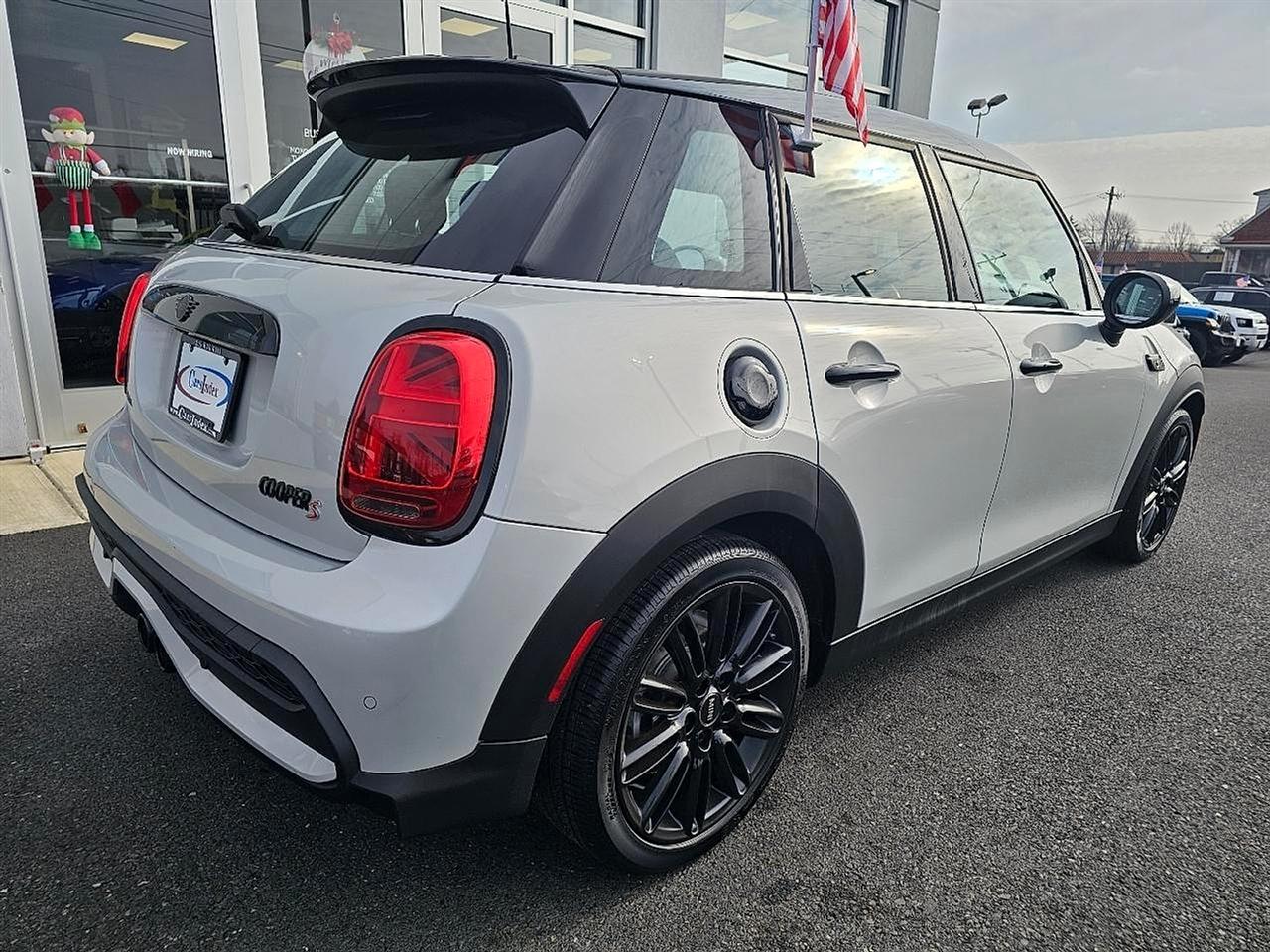 MINI Hardtop 4 Door Cooper S FWD 2023