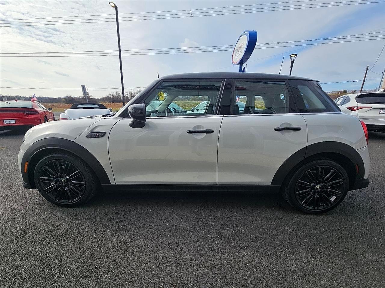 MINI Hardtop 4 Door Cooper S FWD 2023