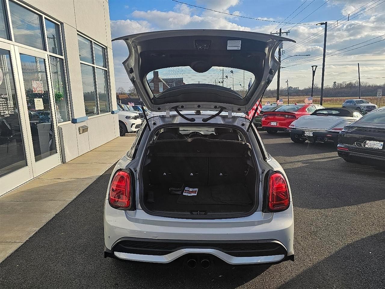MINI Hardtop 4 Door Cooper S FWD 2023
