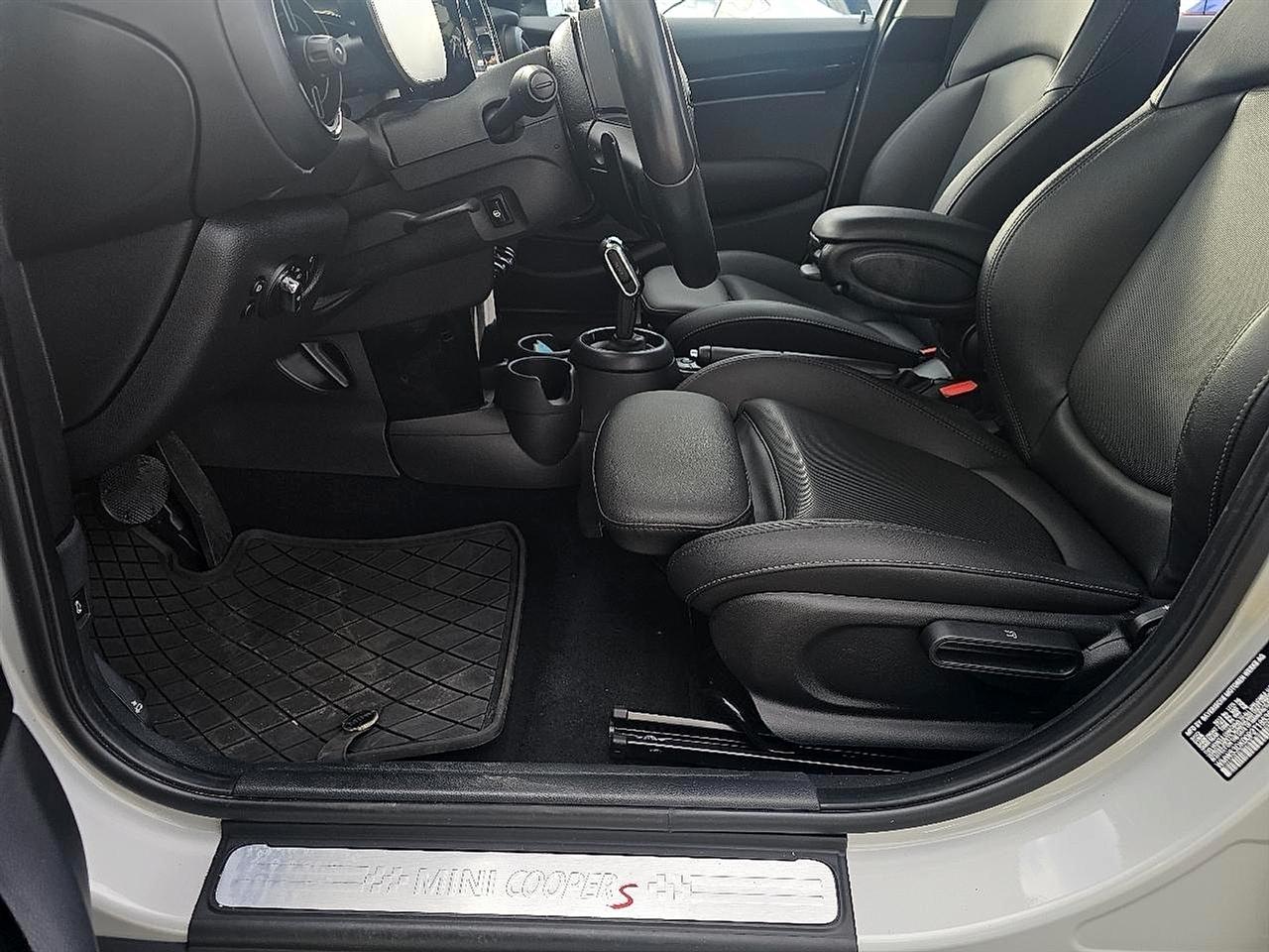 MINI Hardtop 4 Door Cooper S FWD 2023