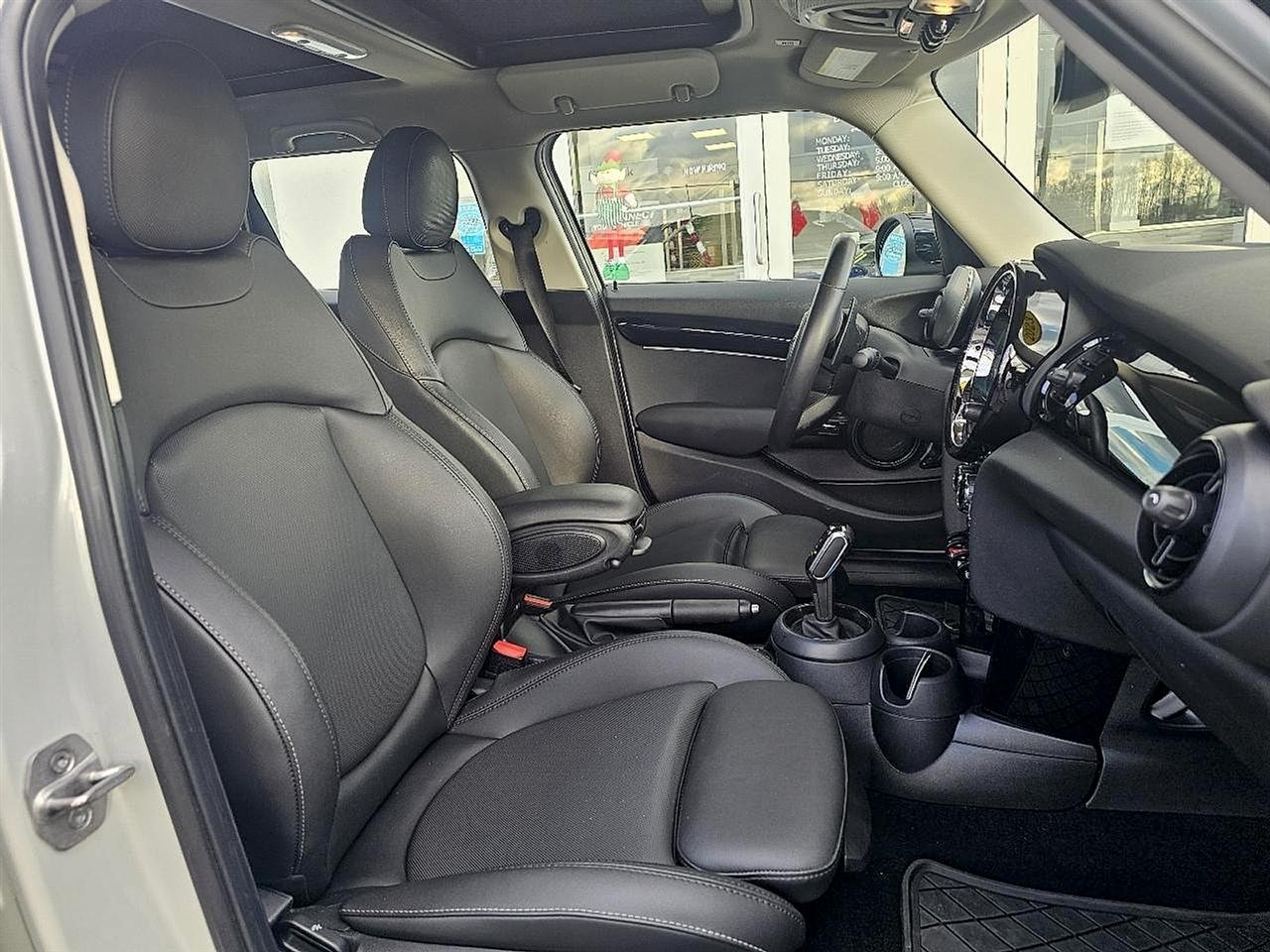MINI Hardtop 4 Door Cooper S FWD 2023