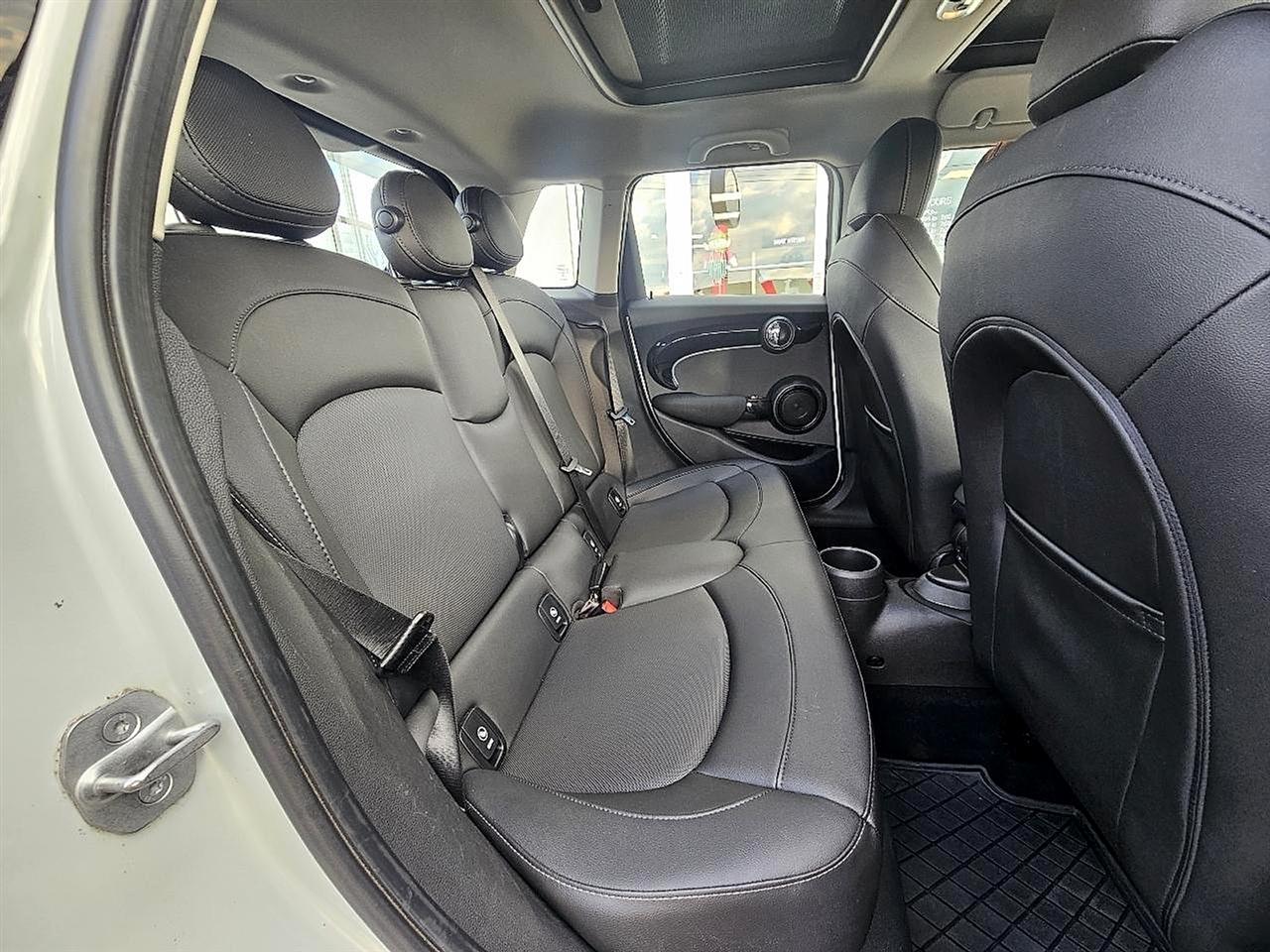 MINI Hardtop 4 Door Cooper S FWD 2023
