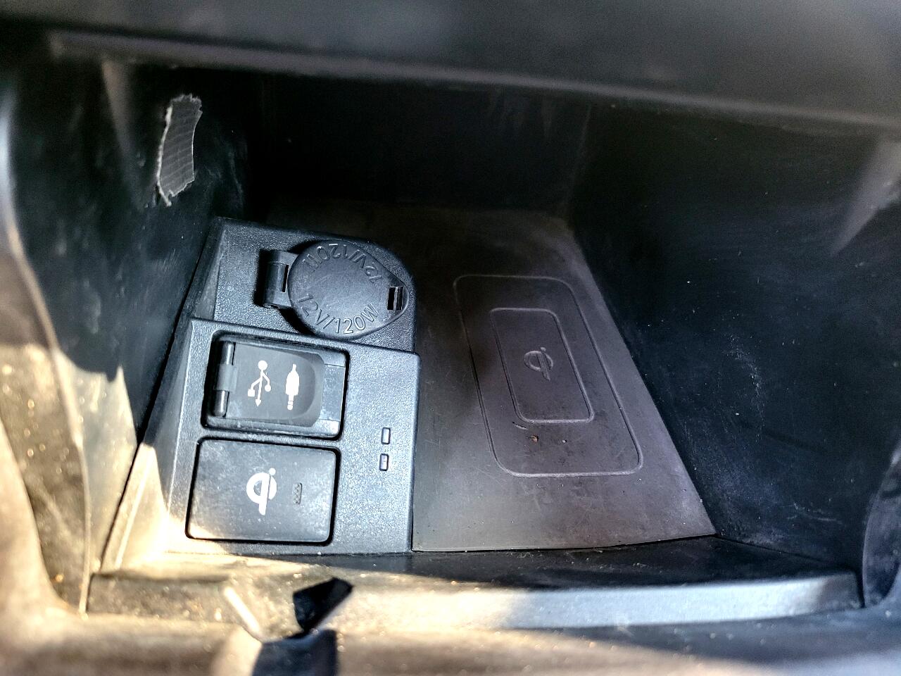 Toyota Camry XSE (Natl) 2017