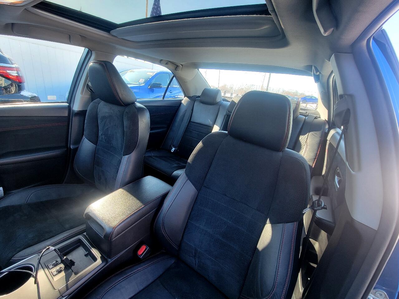 Toyota Camry XSE (Natl) 2017