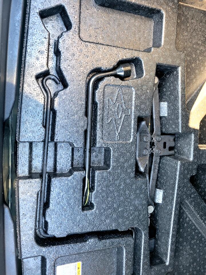 Toyota Camry XSE (Natl) 2017