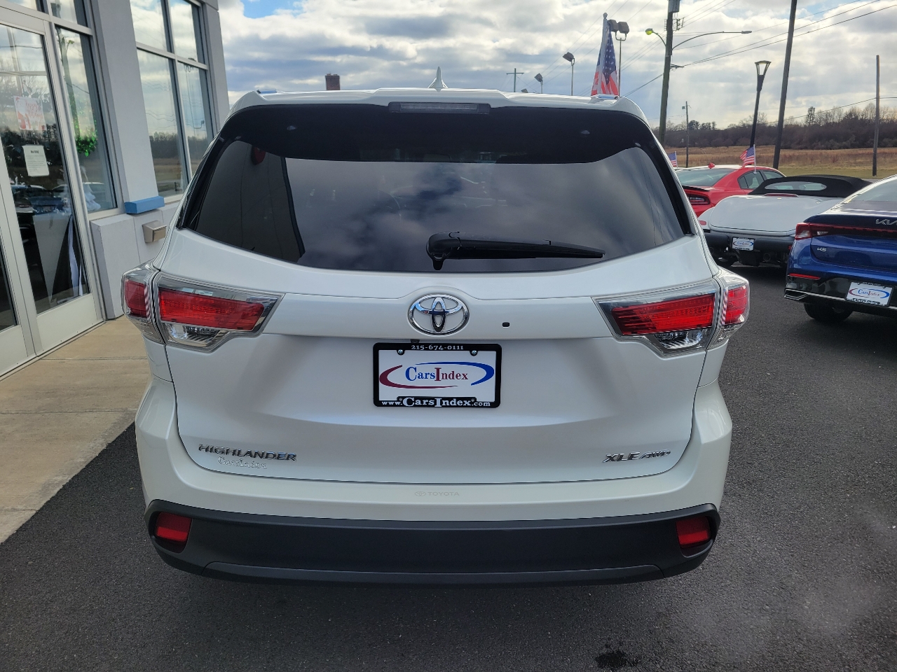 Toyota Highlander AWD 4dr V6 XLE (Natl) 2015