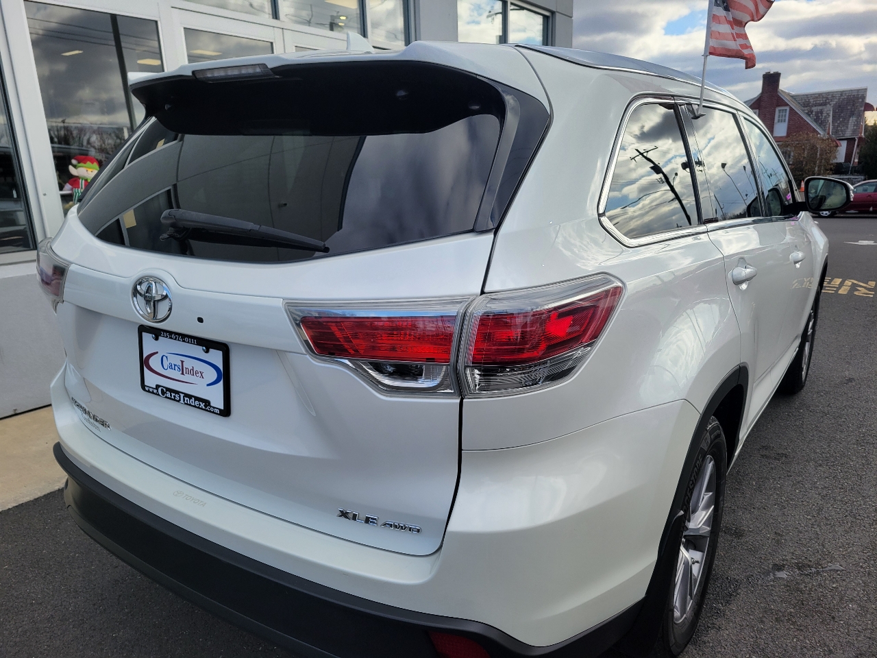 Toyota Highlander AWD 4dr V6 XLE (Natl) 2015