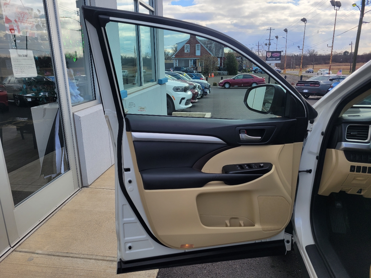 Toyota Highlander AWD 4dr V6 XLE (Natl) 2015