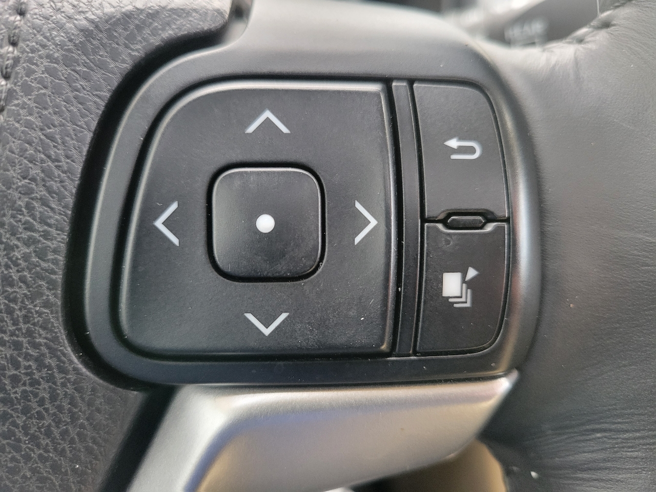 Toyota Highlander AWD 4dr V6 XLE (Natl) 2015