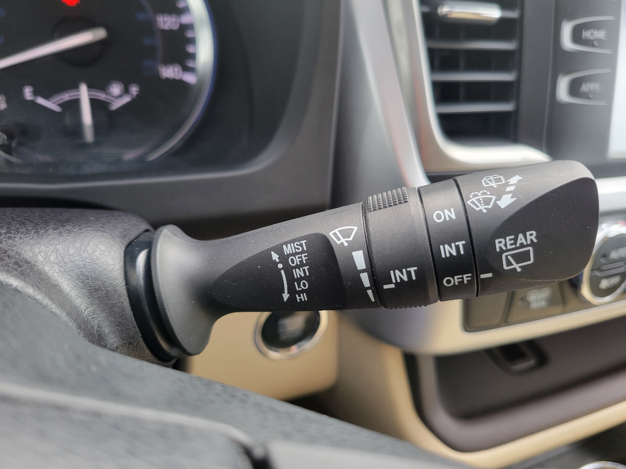 Toyota Highlander AWD 4dr V6 XLE (Natl) 2015