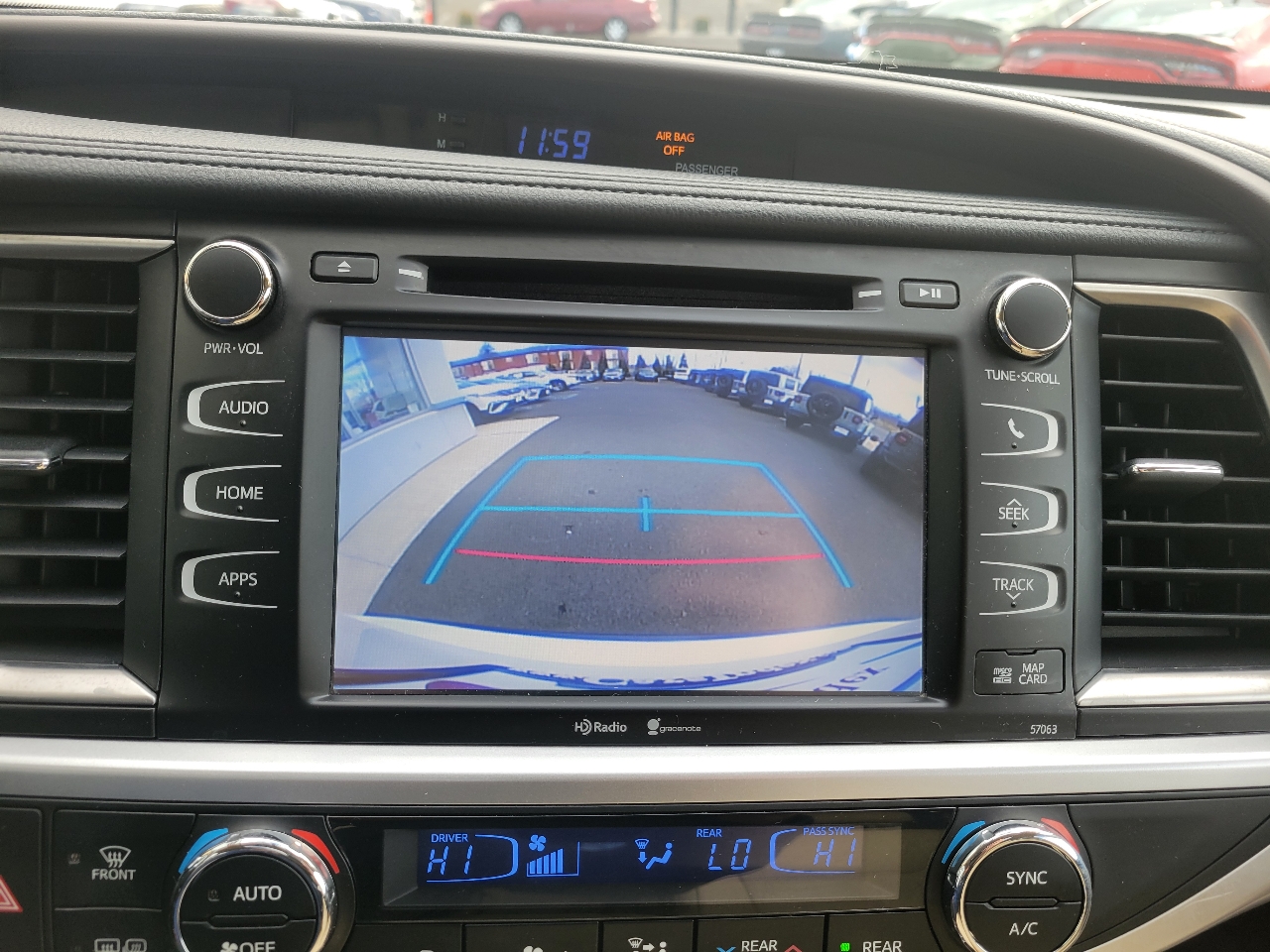 Toyota Highlander AWD 4dr V6 XLE (Natl) 2015