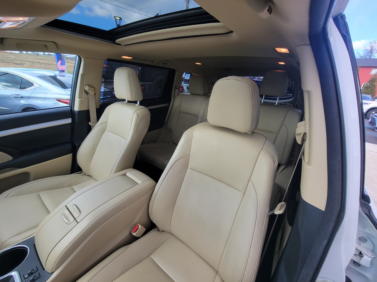 Toyota Highlander AWD 4dr V6 XLE (Natl) 2015