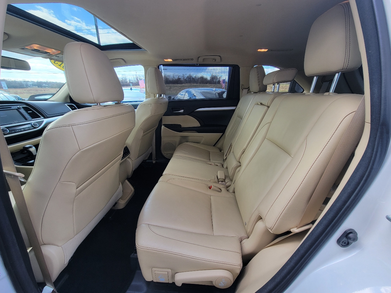 Toyota Highlander AWD 4dr V6 XLE (Natl) 2015