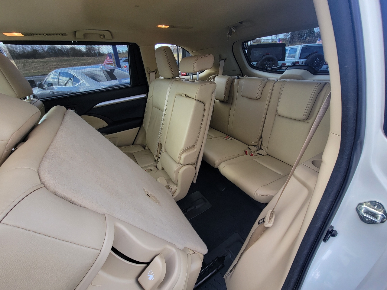 Toyota Highlander AWD 4dr V6 XLE (Natl) 2015